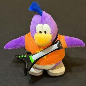 Disney Parks Club Penguin Purple Rockstar Penguin Plush with Guitar 9" No Coin